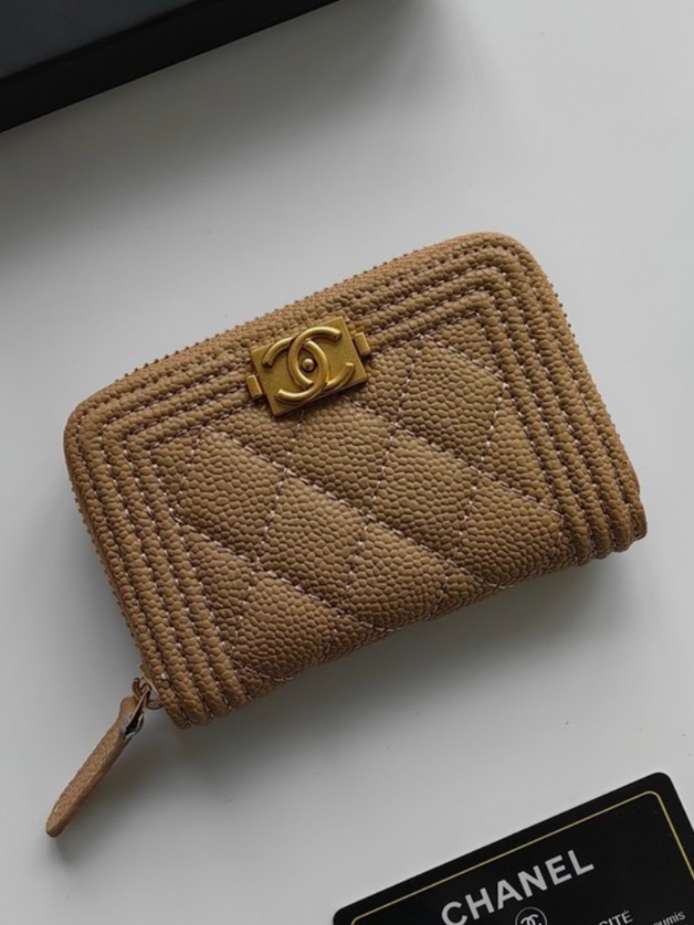 Chanel Le boy zippy wallet